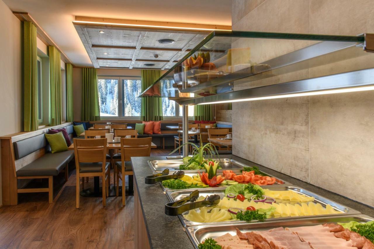 Almstueble Bergfrieden Hotel ดามุลส์ ภายนอก รูปภาพ